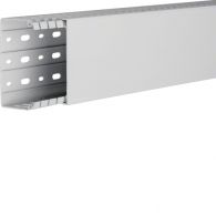 HA760100 - slottet panel trunking HA7 60x100, light grey