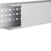 HA780120 - slottet panel trunking HA7 80x120, light grey
