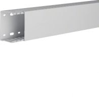 HNG5007507035B - Slotted panel trunking PPO halogenfree HNG 50x75mm light grey