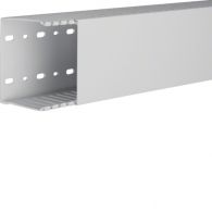 HNG7510007035B - Slotted panel trunking cover PPO HNG 75x100mm light grey