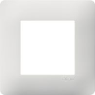 WE40150 - Essensya Pack of 50x plates 1-gang White