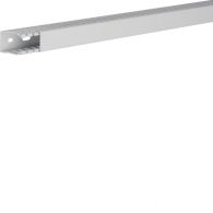 HNG3702507035B - Slotted panel trunking PPO halogenfree HNG 37x25mm light grey